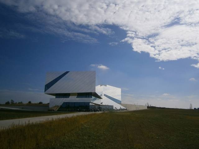 OLYMPUS DIGITAL CAMERA OLYMPUS DIGITAL CAMERA